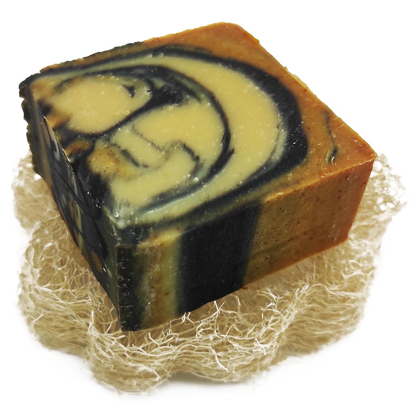 Porte savon Luffa avec savon Quartier d'été-KAEA Savonnerie-Hérault-34